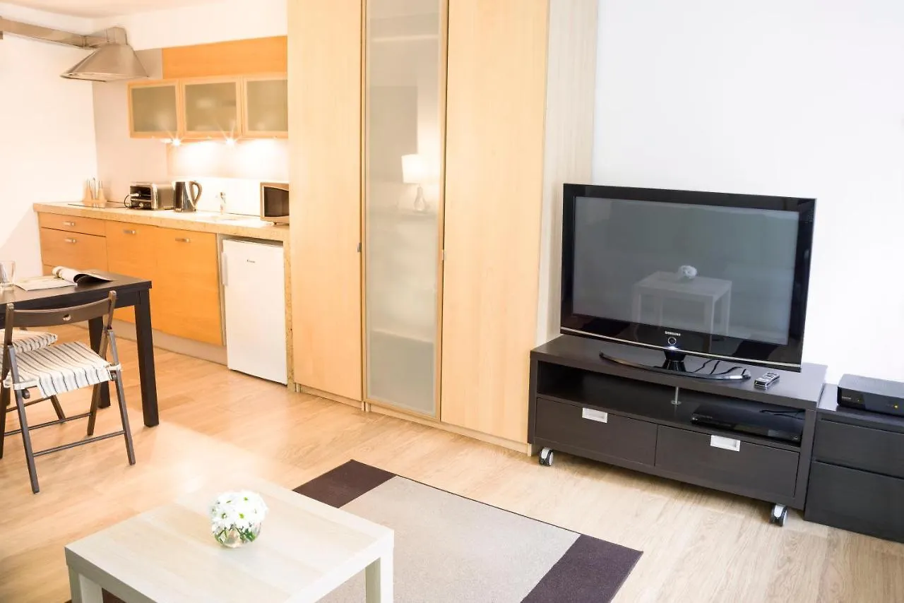 Ap-Apartments Chmielna No. 106B location